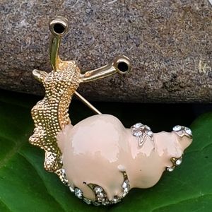 Snail brooch beautiful enamel crystals gold vintage style